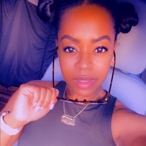 Meet your Posher, LaTrice